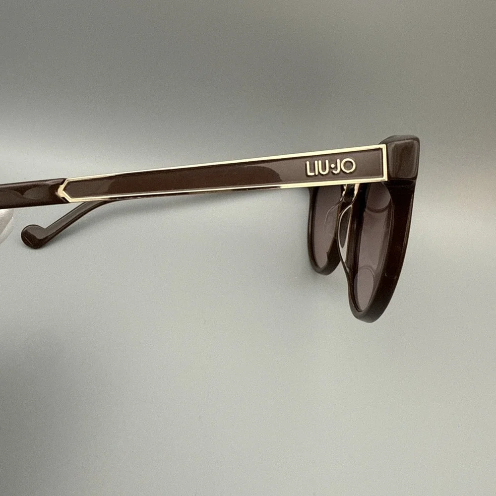 LIU JO AUTHENTIC SUNGLASSES- LJ653S BROWN/GOLD ACCENT LEATHER ROUND FRAMES- HOT!